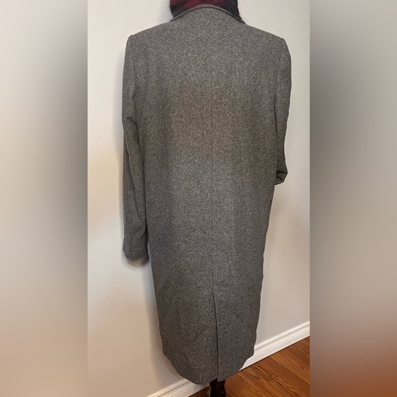 Zara Basics Wool Blend Womans Trench Coat w/ 2 Front Pockets and Style Galore!! - Picture 11 of 12